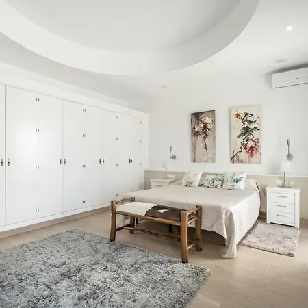 Hermosa En Marbella,100 M Playa, Vistas Al Mar, Piscina Privada * Marbella